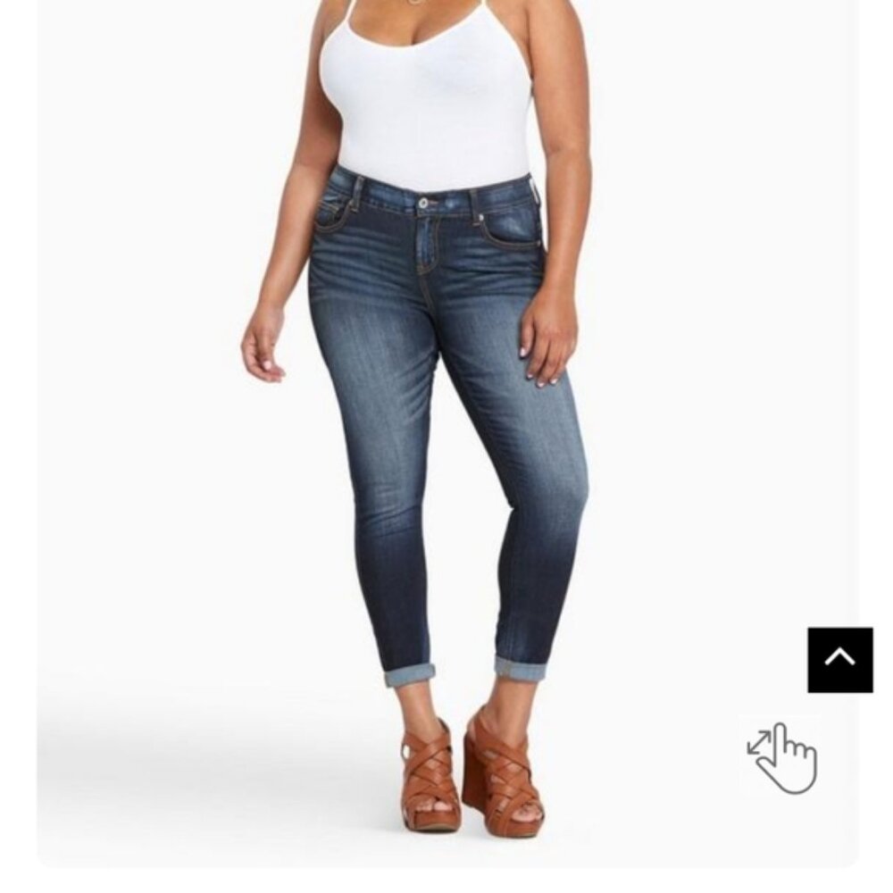 Torrid Skinny Blue Denim  Casual Jeans We Swear By The Fit Sz 16
